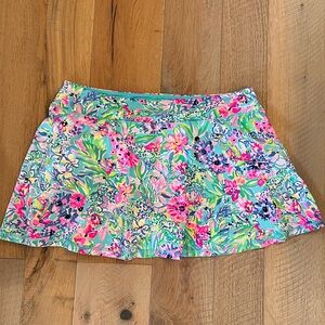 Lilly Pulitzer floral skort size Large